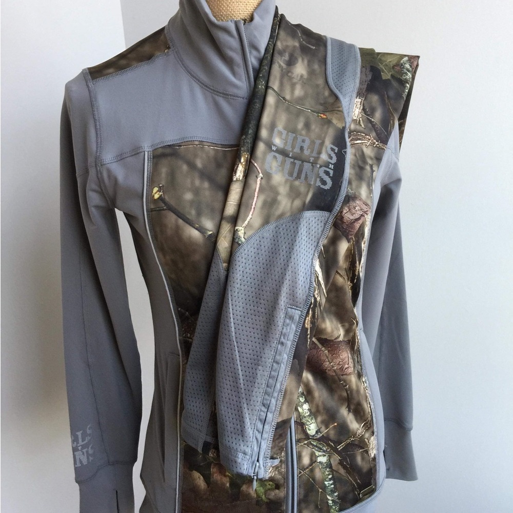 GWG Grey Camo Active Wear Set size M